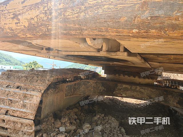 驾驶室整体（整机外观）