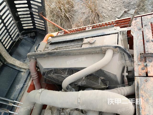 水箱+风扇特写(上车部件) 水箱+风扇特写(上车部件)