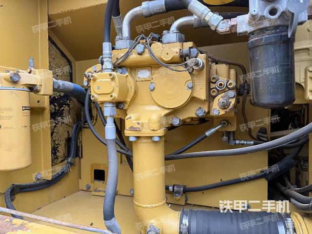 液壓泵室（大件艙室）