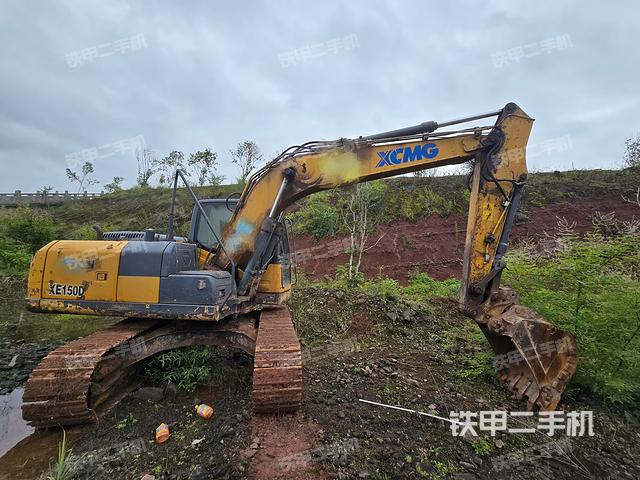 整機(jī)右后45°(整機(jī)外觀) 整機(jī)右后45°(整機(jī)外觀)