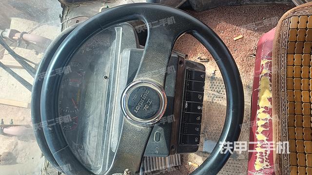 驾驶室操作台（整机外观及大件）