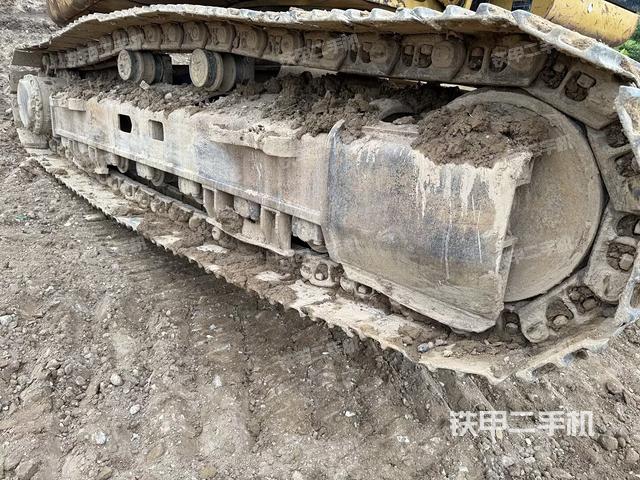 右側(cè)履帶整體（行走機(jī)構(gòu)）