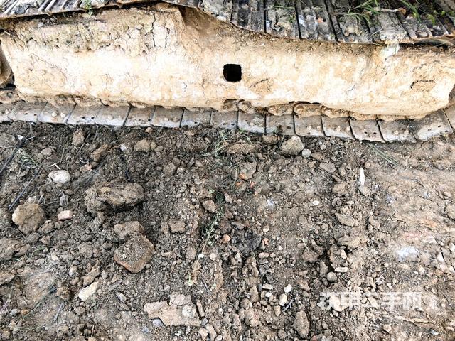 左侧履带整体 （行走机构）