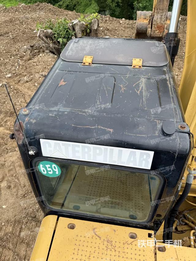 駕駛室頂部俯視（上車部件）