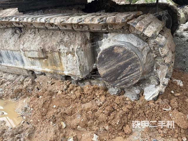 右侧行走马达盖板（行走机构）