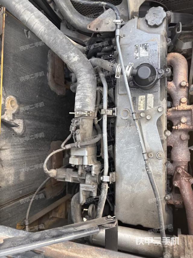 气门室盖螺丝特写（上车部件）