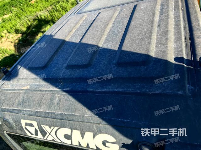 驾驶室顶部俯视(上车部件) 驾驶室顶部俯视(上车部件)