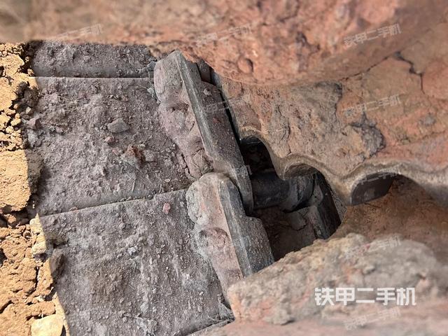 右驅(qū)動輪(行走機構(gòu)) 右驅(qū)動輪(行走機構(gòu))