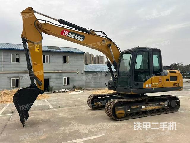 徐工XE135D挖掘機(jī)