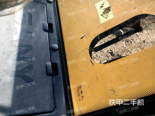 后窗玻璃角标(驾驶室部分) 后窗玻璃角标(驾驶室部分)