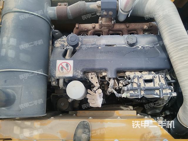 发动机整体俯视（整机外观）