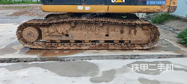 单侧履带整体（整机外观）