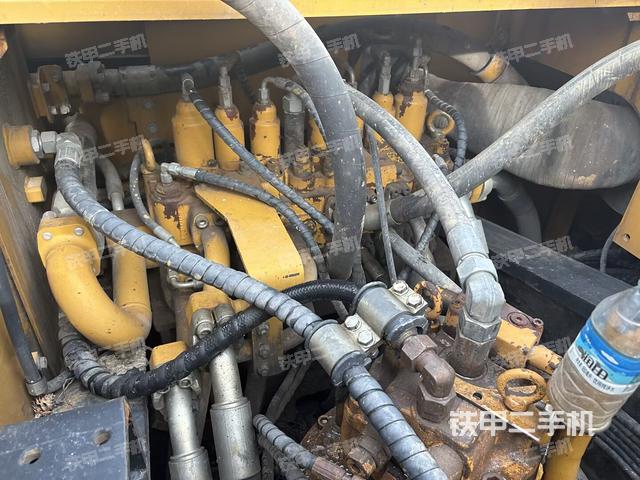 驾驶室顶部俯视（上车部件）