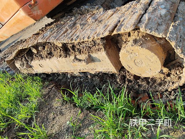 单侧履带整体（整机外观）