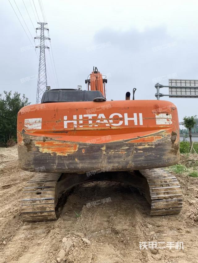 駕駛室頂部（整機(jī)外觀）