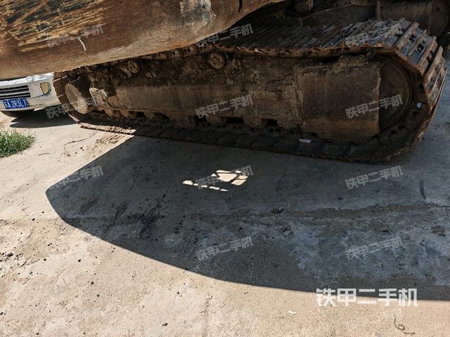 右導(dǎo)向輪（行走機(jī)構(gòu)）