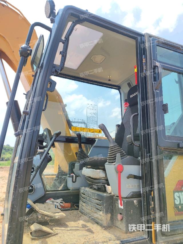 頂棚整體（駕駛室部分）