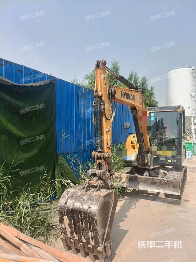 驾驶室整体（整机外观）