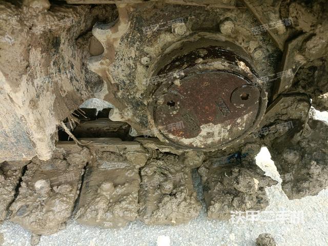 左驅(qū)動(dòng)輪（行走機(jī)構(gòu)）