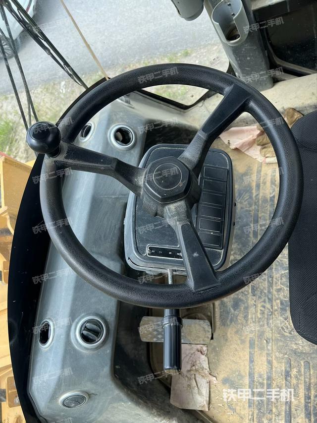 驾驶室操作台（整机外观及大件）