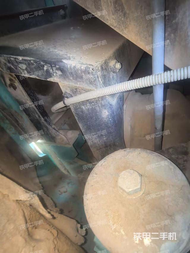 液压泵室(大件舱室) 液压泵室(大件舱室)