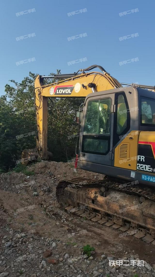 雷沃重工FR205E2-H挖掘機(jī)