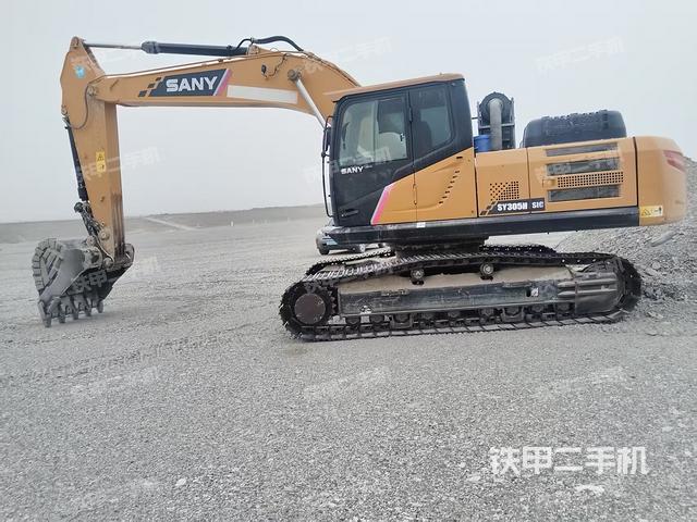 三一重工SY245H挖掘機(jī)