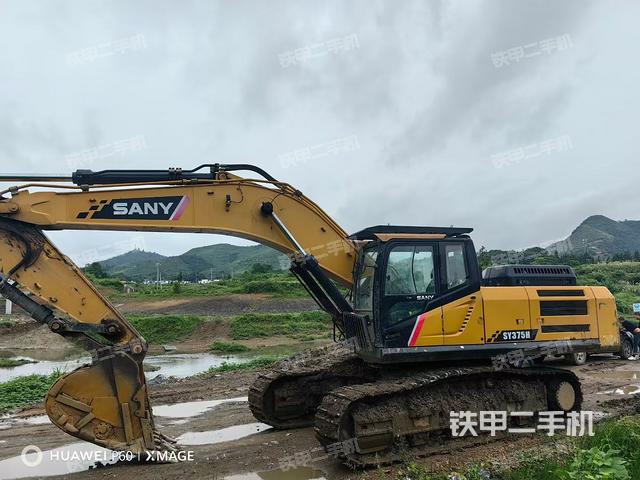 三一重工SY375H挖掘機(jī)
