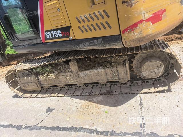 右驅動輪（行走機構）