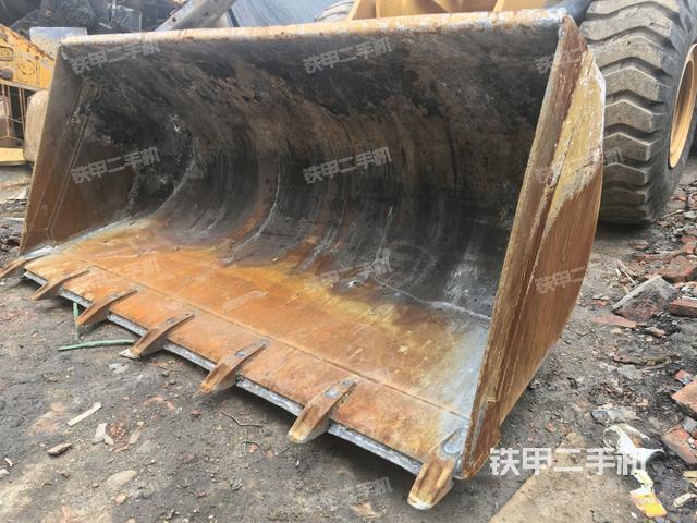 铲斗后45°(工作装置) 铲斗后45°(工作装置)
