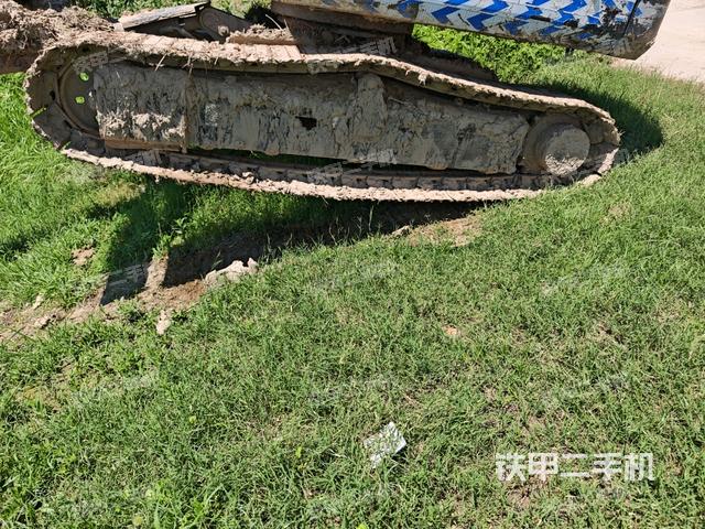 右导向轮(行走机构) 右导向轮(行走机构)