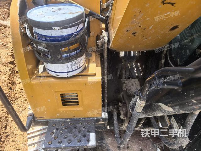 大臂根部?斜（工作和回轉裝置）