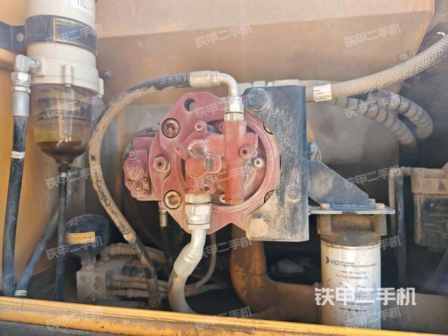 電瓶（大件艙室）