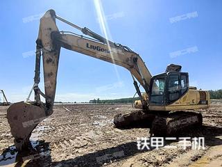 柳工CLG926E挖掘机实拍图片