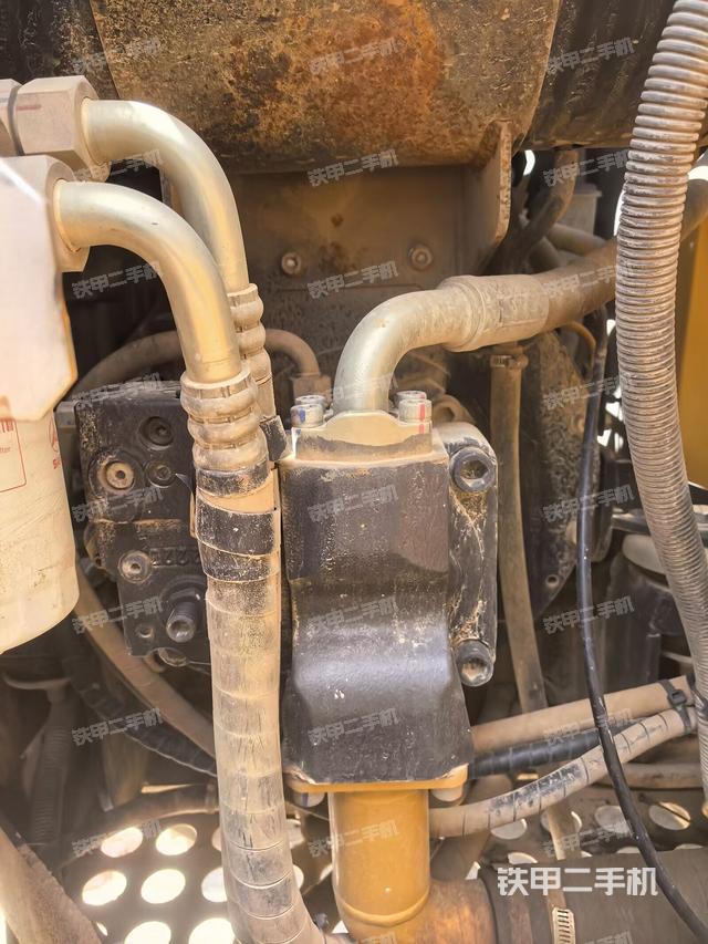 液壓泵室（大件艙室）