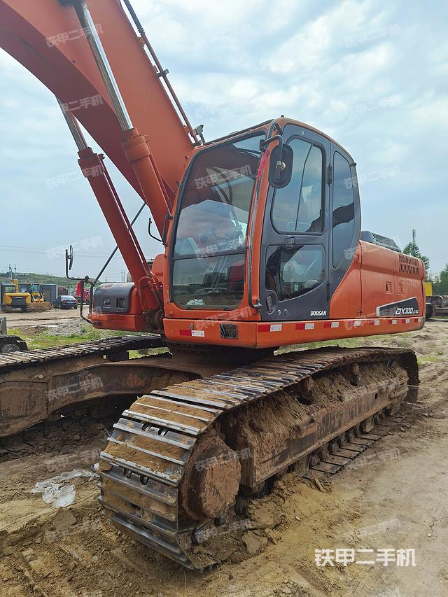 发动机整体俯视(整机外观) 发动机整体俯视(整机外观)