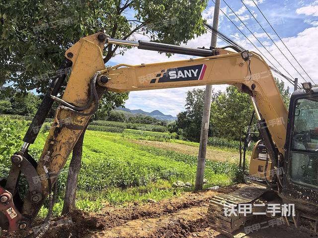 小臂整體右前（工作和回轉裝置）