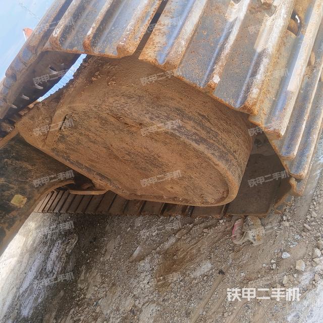 左侧行走马达盖板(行走机构) 左侧行走马达盖板(行走机构)