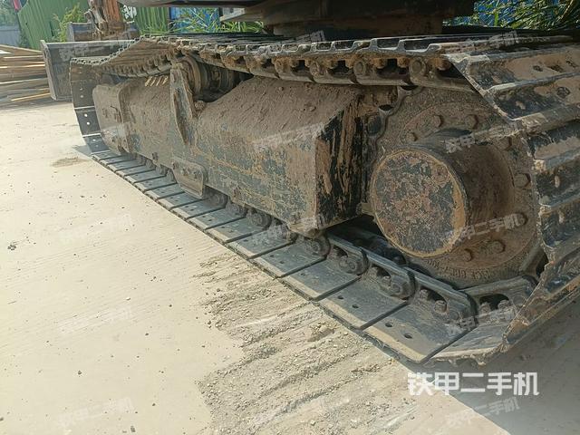 单侧履带整体（整机外观）