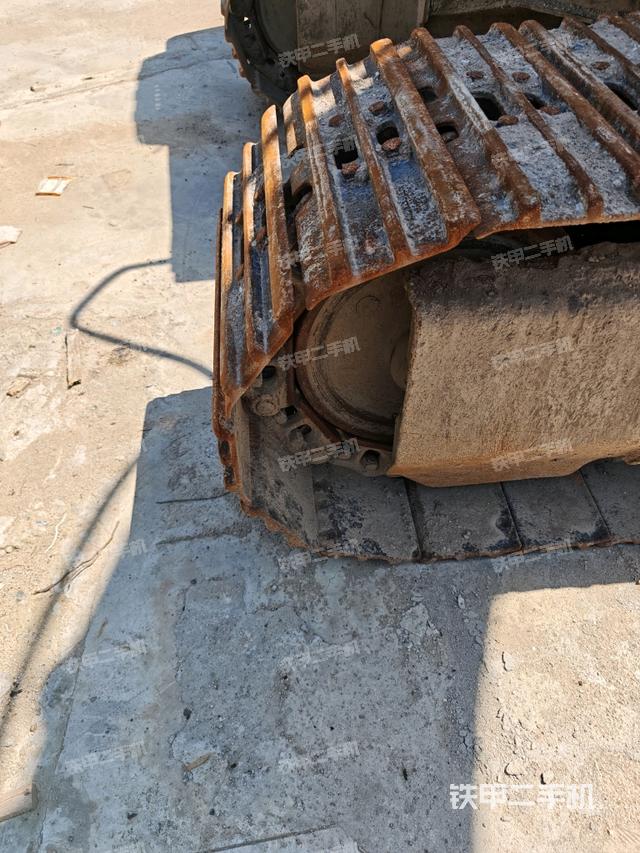 右側(cè)履帶整體（行走機(jī)構(gòu)）