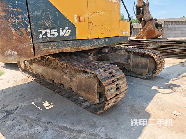 左側(cè)行走馬達(dá)蓋板（行走機(jī)構(gòu)）