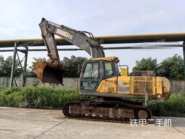 約翰迪爾E210挖掘機