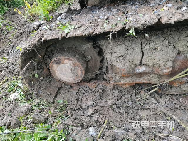 左驱动轮(行走机构) 左驱动轮(行走机构)