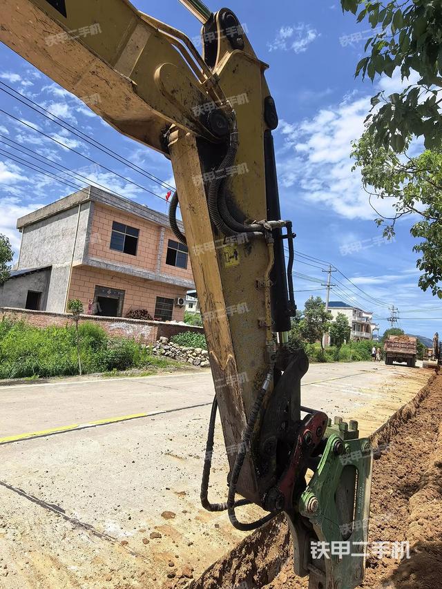 鏟斗右后整體（工作和回轉裝置）