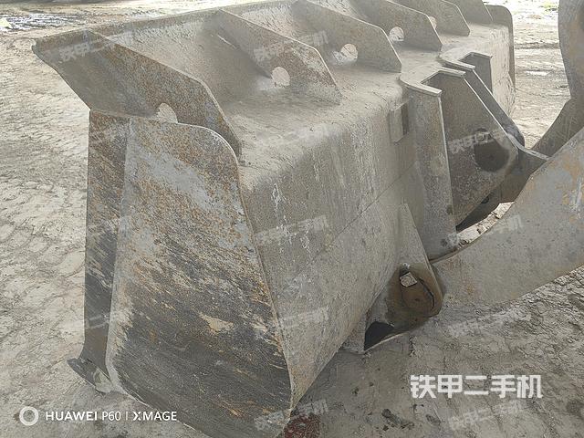 工作装置整体(整机外观及大件) 工作装置整体(整机外观及大件)