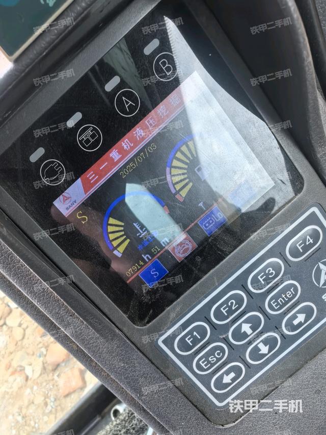 小时表(驾驶室部分) 小时表(驾驶室部分)