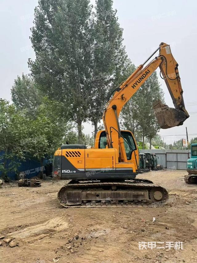 整机右后45°(整机外观) 整机右后45°(整机外观)