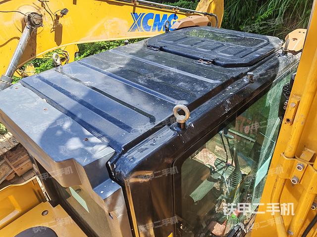 驾驶室顶部（整机外观）