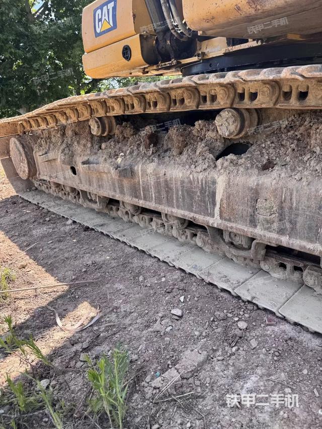 右側(cè)履帶整體（行走機構(gòu)）