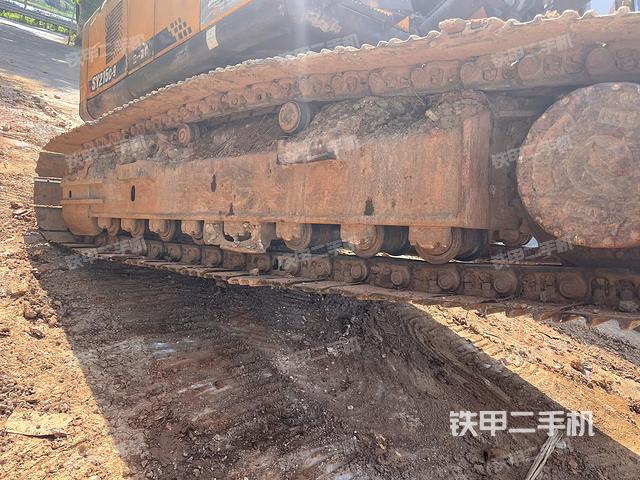 单侧履带整体（整机外观）